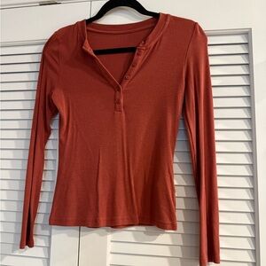 Women's Rust Long Sleeve henle top